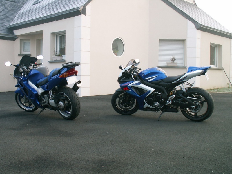 Honda vfr 800 vs gsxr 750 #3