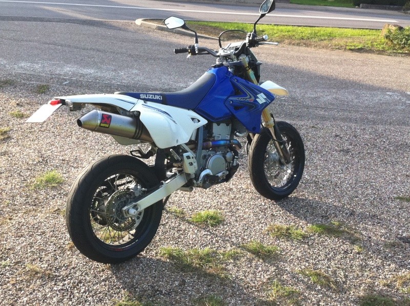 suzuki drz 400 akrapovic