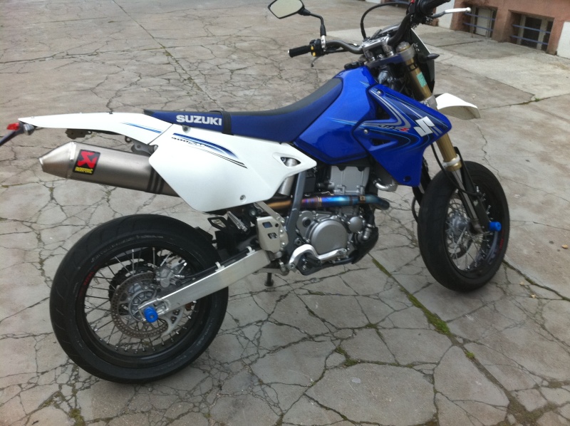 suzuki drz 400 akrapovic